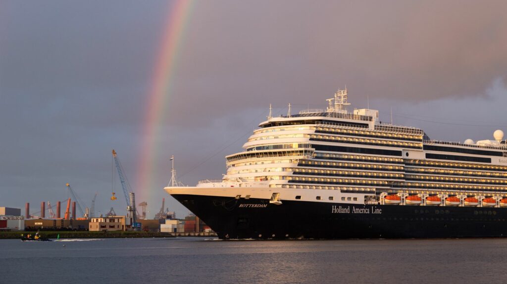 holland america line cruise ship rotterdam