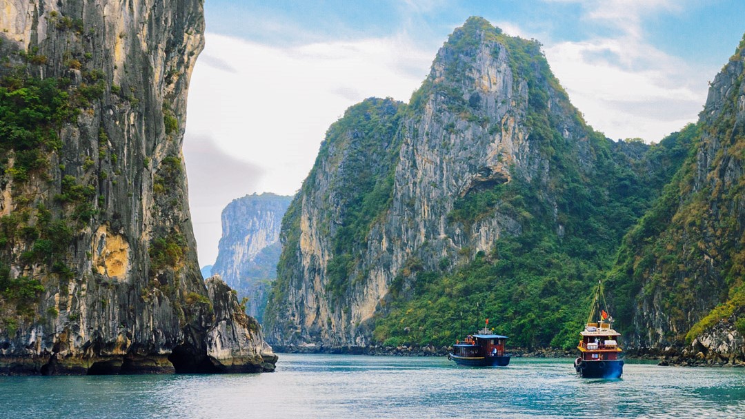 Oceania Cruises introduces 2025 World and Grand Voyages – CruiseToTravel