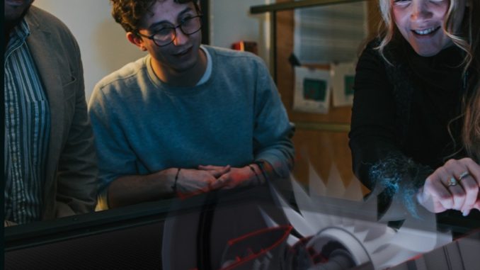 Avalon Holographics launches true holographic display Novac Avalon Holographics launches true holographic display Novac
