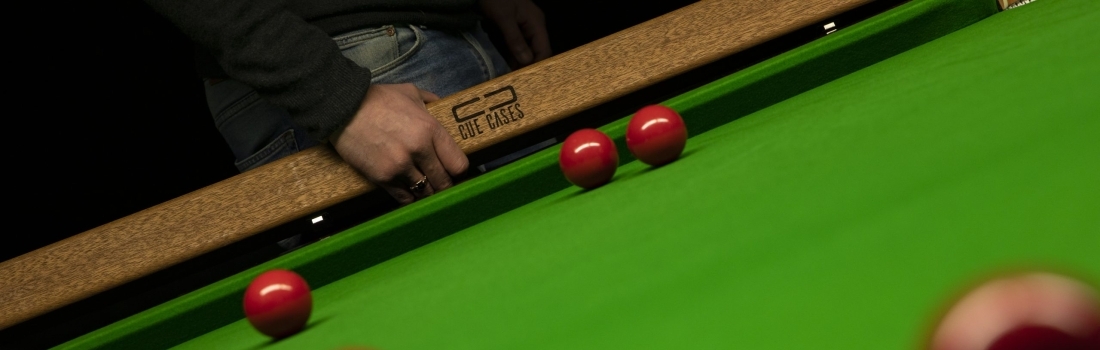 What’s the Difference Between Pool and Snooker Cues?