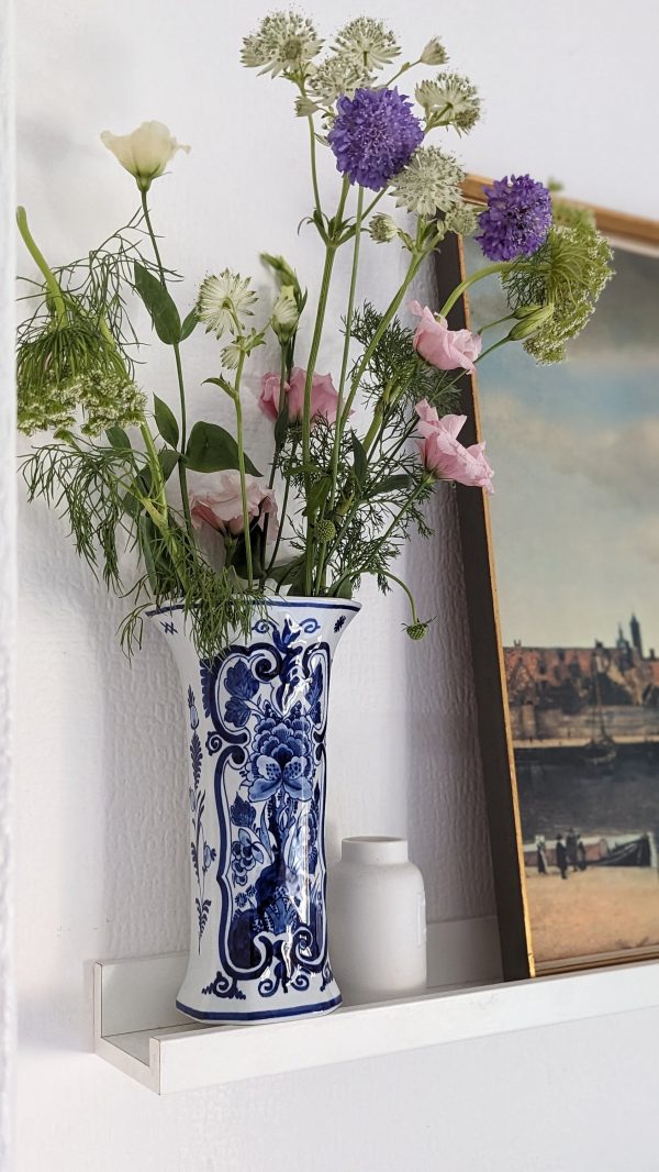 Vintage Delft Porceleyne Fles Octagonal Blue and White Tall Flower Vase - Image 4