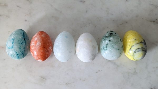Vintage Collection Of Large Marble Onyx Stone Specimen Eggs in Pastel Colours - Image 3