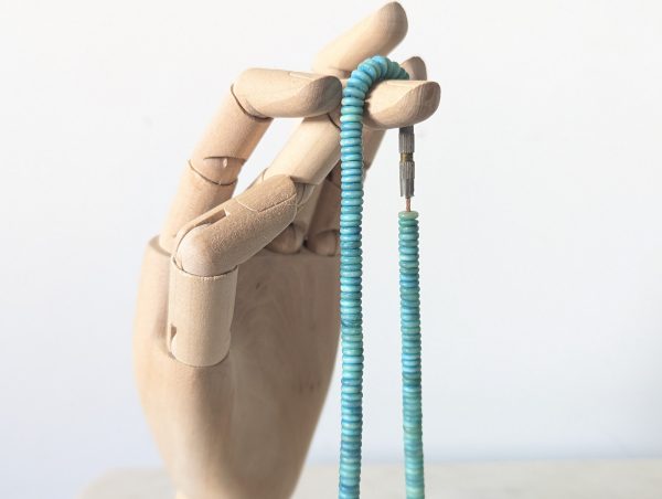 Vintage Boho Turquoise Blue Shell Necklace - Image 3