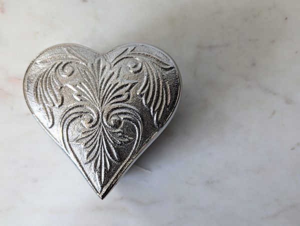 Vintage Silver Plated Art Deco Style Heart Shaped Trinket Box - Image 2