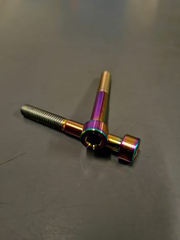 Titanium bolt 6x8mm