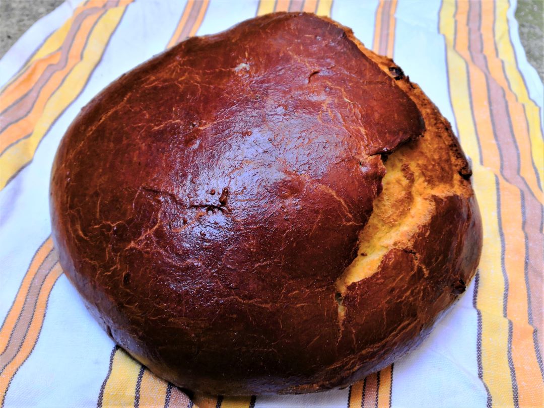 Traditional Easter Bread (‘Mazanec’)