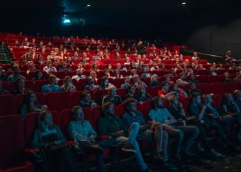 Ny AI kan ta fram en åldersgräns innan filmen är inspelad