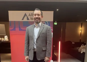 Adam Marré har en bakgrund från den amerikanska militären och 12 år inom FBI. Idag är han Chief Information Security Officer på Arctic Wolf