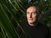 Vaclav Smil:
https://www.science.org/content/article/meet-vaclav-smil-man-who-has-quietly-shaped-how-world-thinks-about-energy