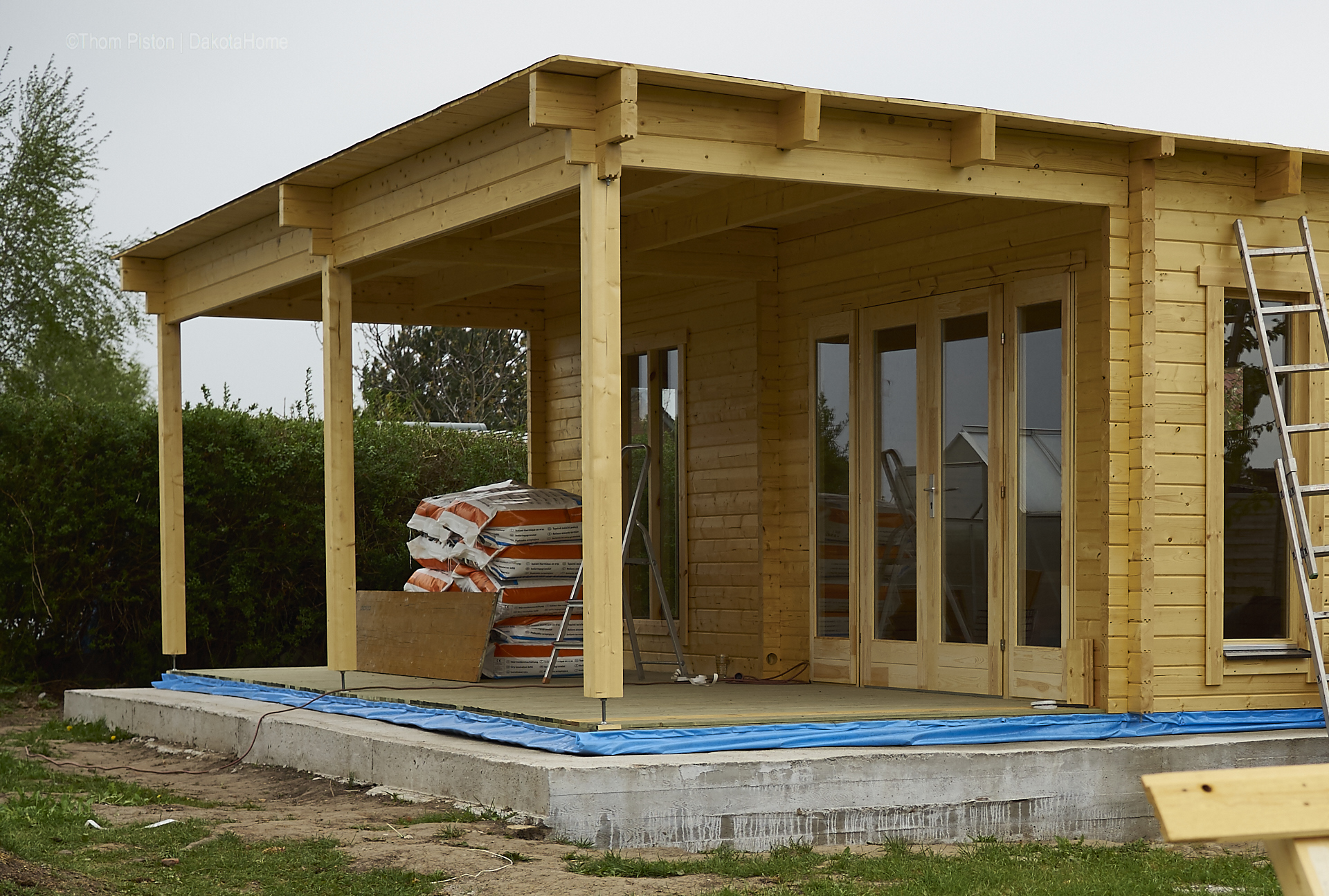 PondeRosa UNDEAD, das Blockhaus steht