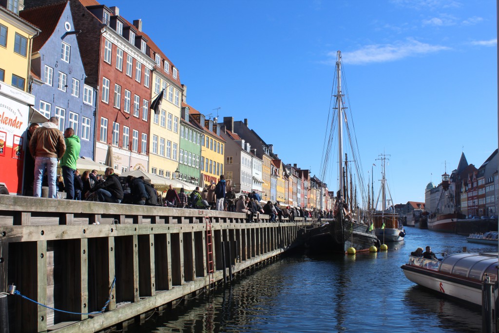 Nyhavn Canal in Copenhagen City. View in direction south. Photo 12. 