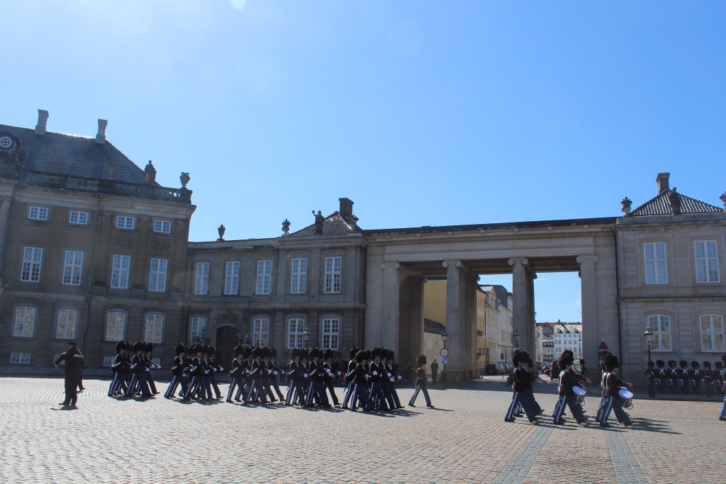 View to Schacks Palace (Christian 9 palace), Harsdorff Kollonaden in middle and Moltkes Palace (Christian 7 Palace) at right