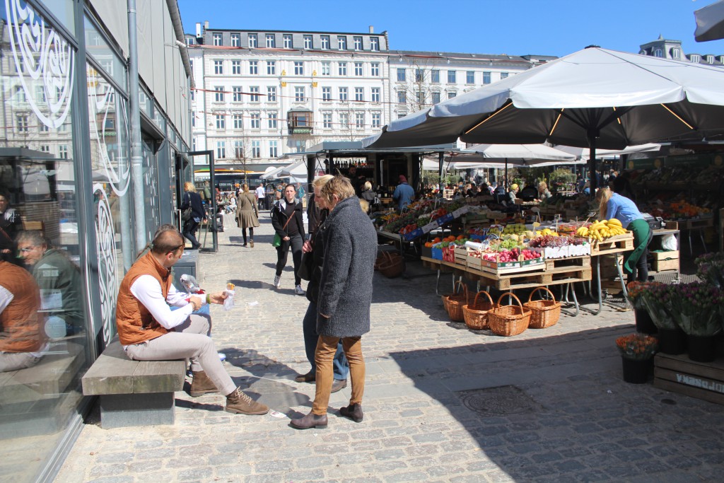 Outdood Market "Torvehallerne" on Israel Quare. View in direct