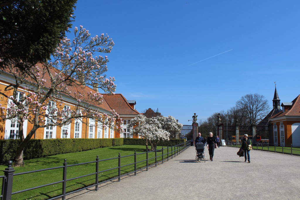 Frederiksverg Garden. Entrance. Photo 2. may 2016 by Erik K Abrahamsen.