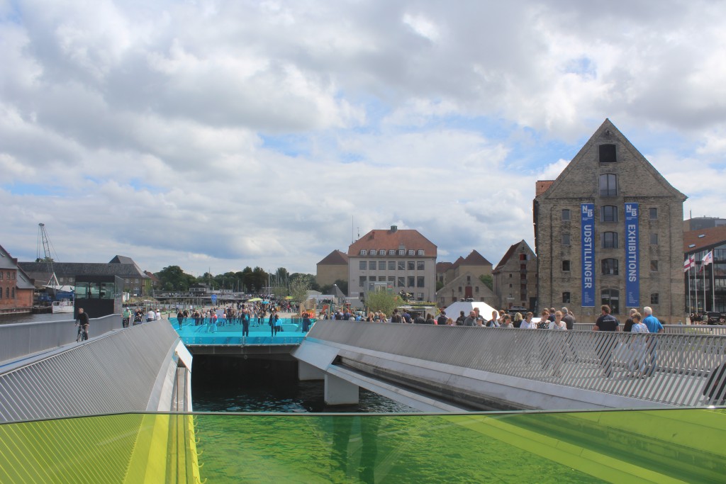 The new "Inderhavnsbroen". View in direction south to Christianshavn with new walk-and bike bridge "