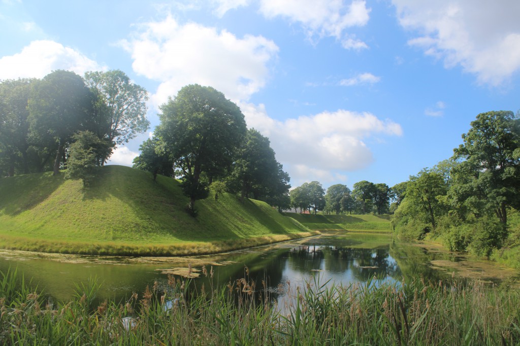 Fortress Kastellet with bastions, ramparts and moats. View to Prindsens Bastion at left and Kongens Bastion at right. Photo 20. july 2016 by Erik K Abrahamsen.