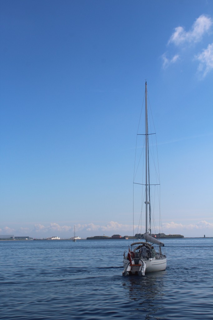 Entrance to Copenhagen Inner Harbour. View to Fortress Trekroner and Øresund. Photo 20. julu 2+16 by Erik K Abrahamsen