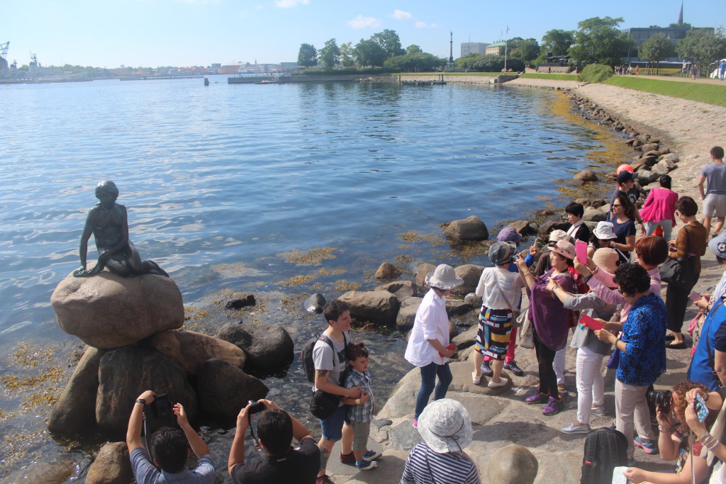 The little Mermaid at entrance to Copenhagen Harbour: Photo in direction west 20. july 2016 by erik