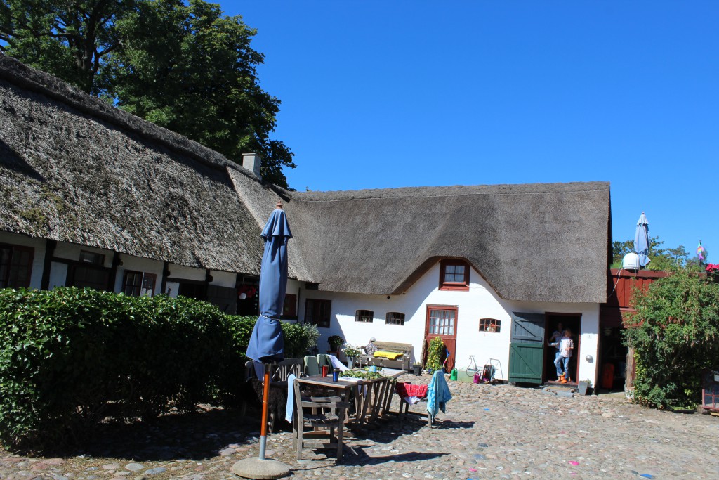 Lodsoldermandsgaarden. View from courtyard to north wing at right and south wing at left