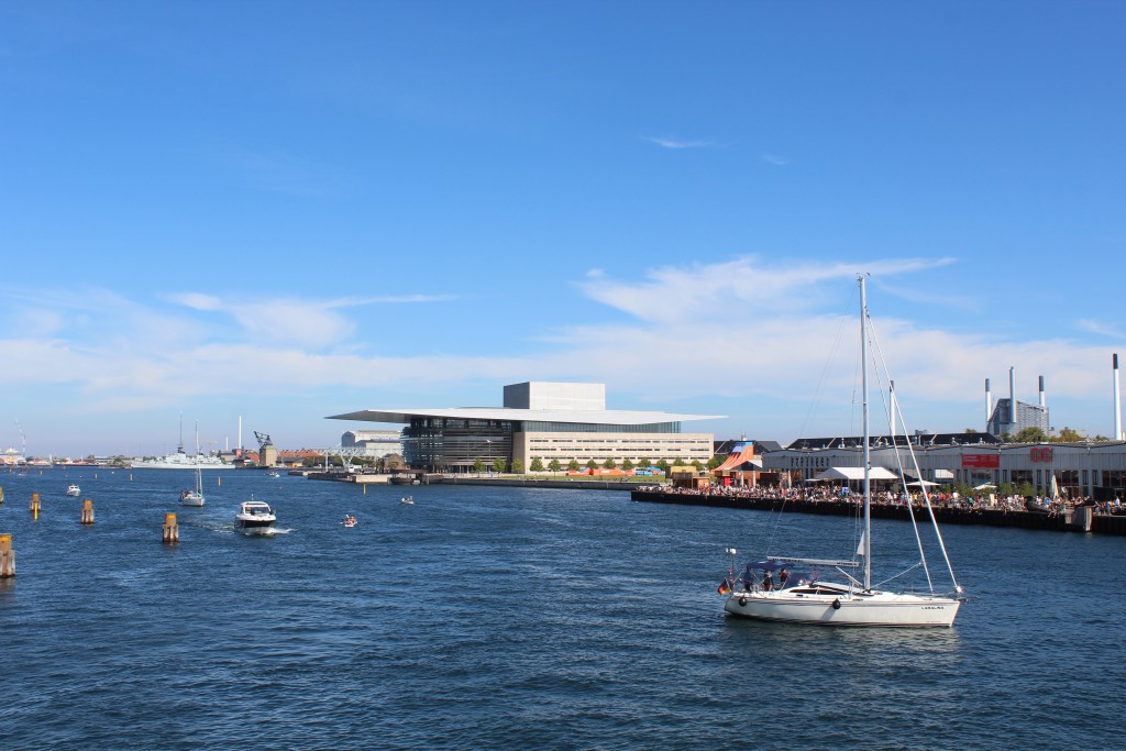 View fro "Inderhavnsbroen" to Copenhagen Inner harbour. Photo in direction east 15. august 2016 by Erik K Abrahamsen.