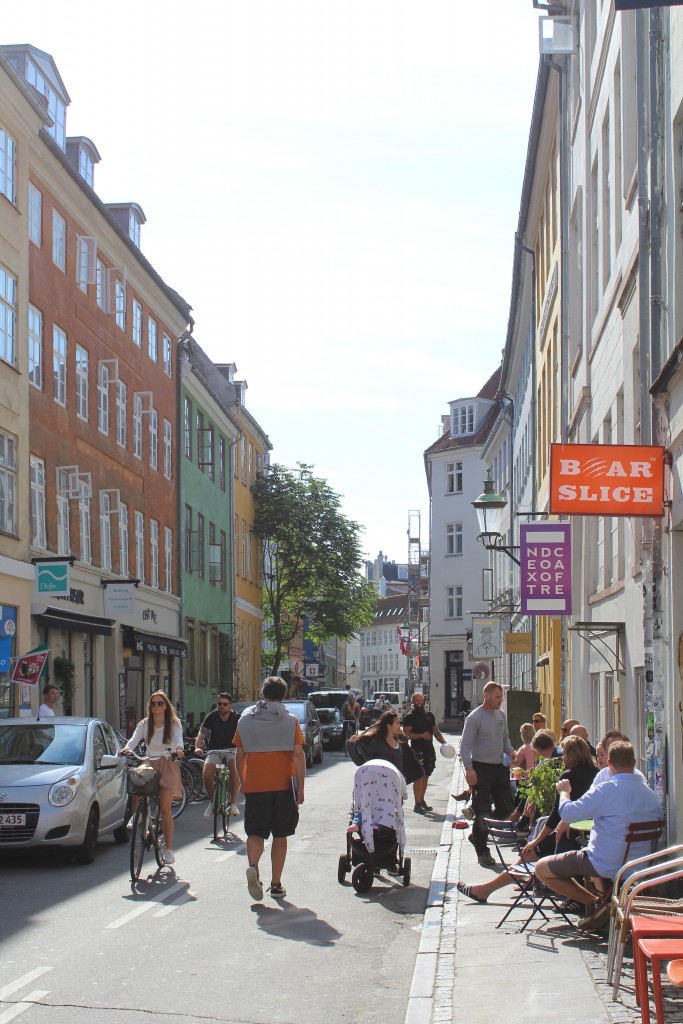 Larsbjørnsstræde in Latin Quarter. Photo in direction south 19. august 2017 by Erik K Abrahamsen.
