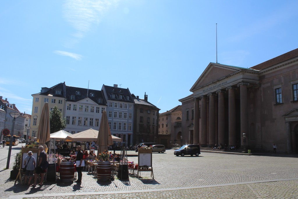 Nytorv, New Square with Copenhageb City Justice "Dimhuset" built 1799 by architect C. F. Hansen in style Roman Empire with pillars. Phoot 29. august 2017 by erik K Abrahamsen.