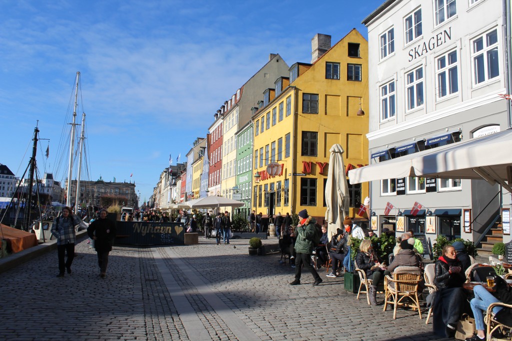 Nyhavn "Sunny Side".