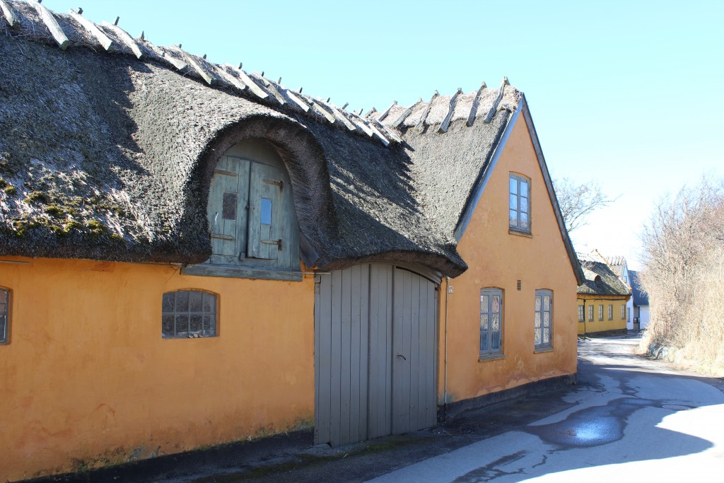 Gårde langs Vestre Stræde i Kikhavn. Foto den 20. marets 2018 af Erik K Abrahamsen.