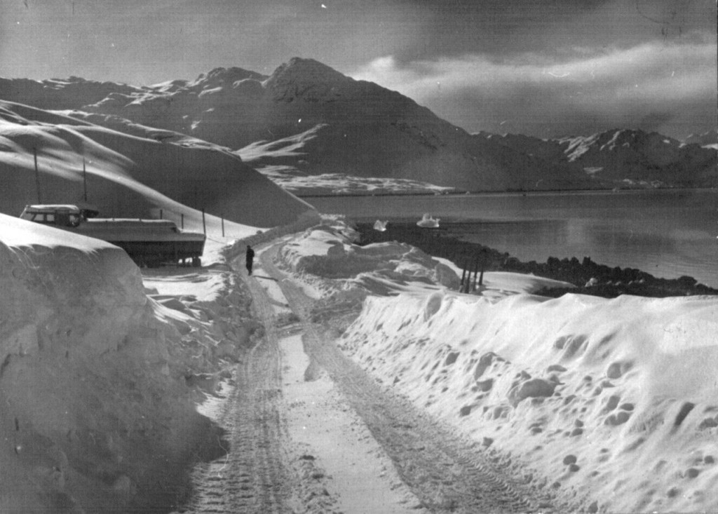 Udsigt mod Rpefjels, Arsuk Fjord og Ivigtut længst borte. Fot Melvin Erik Prdersen.