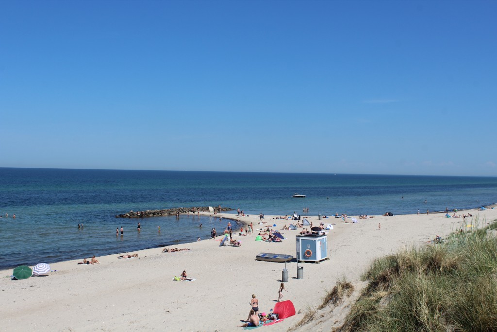 Liseleje Beach. View in direction north to Kattegat Sea. Photo 2. june 2018 by Erik K Abrahamsen