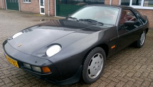 Porsche 928S