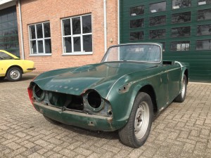 Triumph TR4A IRS