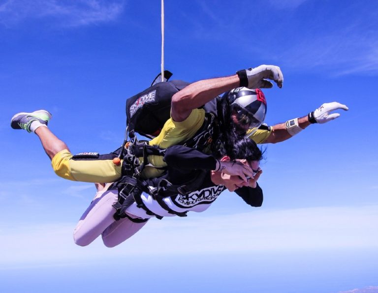 Tandemspring hos Skydive Viborg | Sport og spil