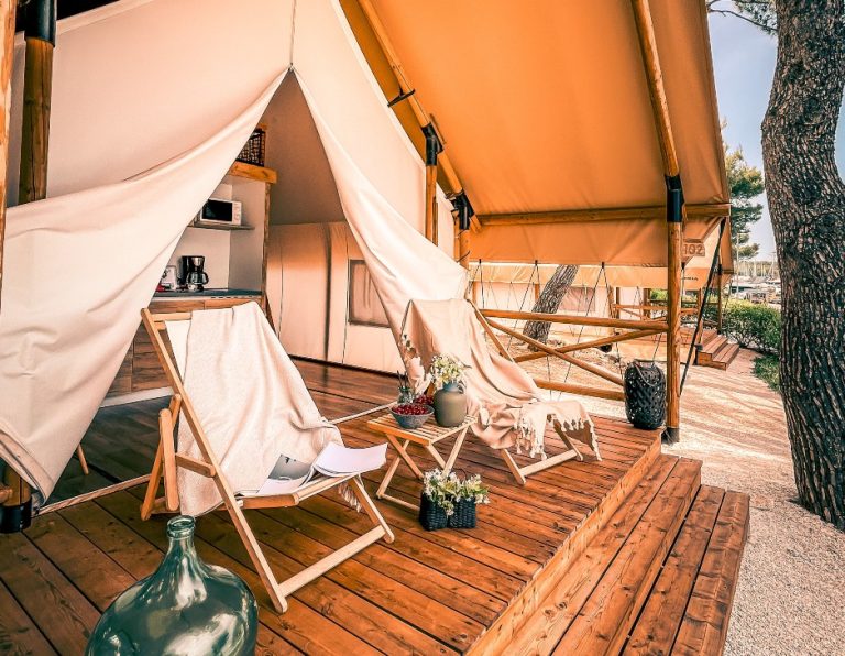 Glamping ophold hos Villa Skovly