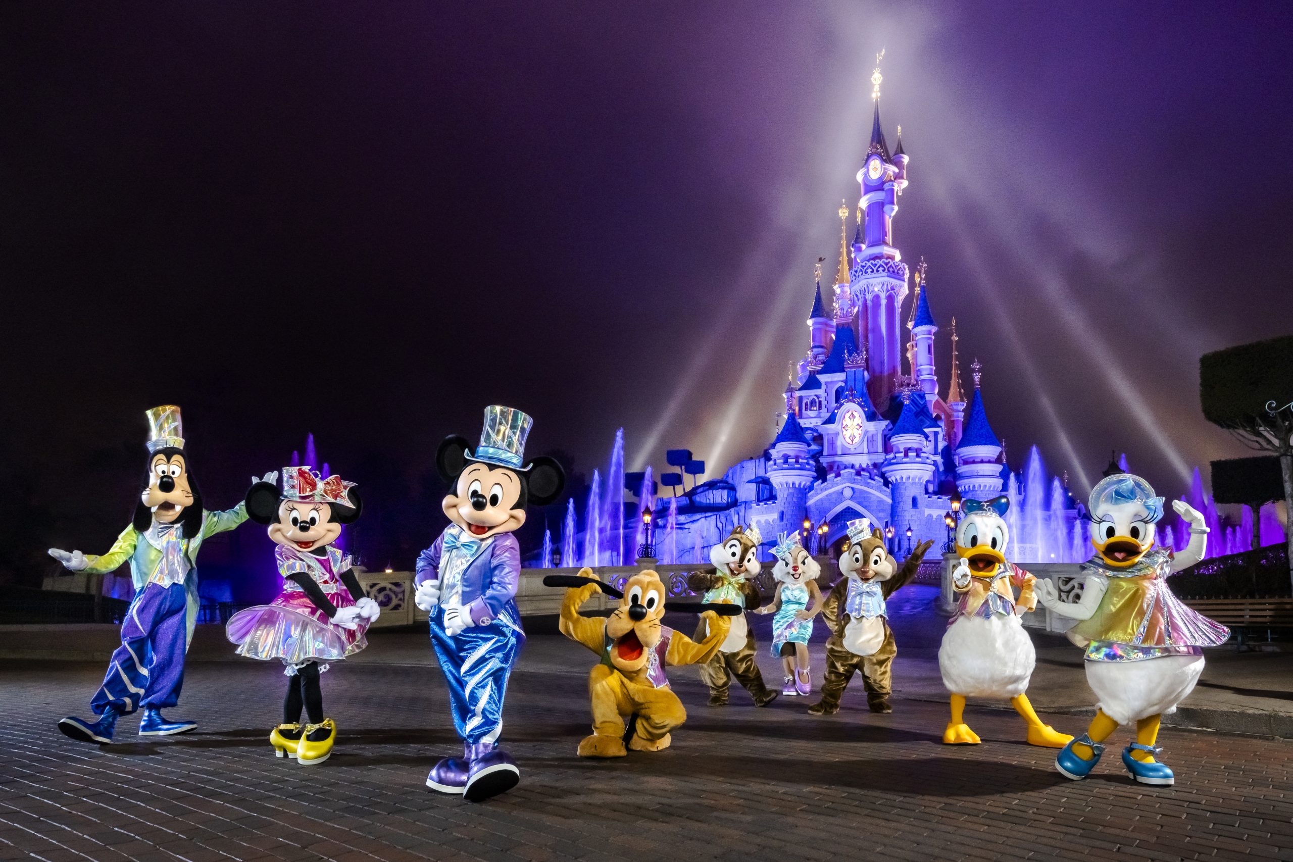 Disneyland Paris fylder 30 år - Dansk AutoCamper Forening