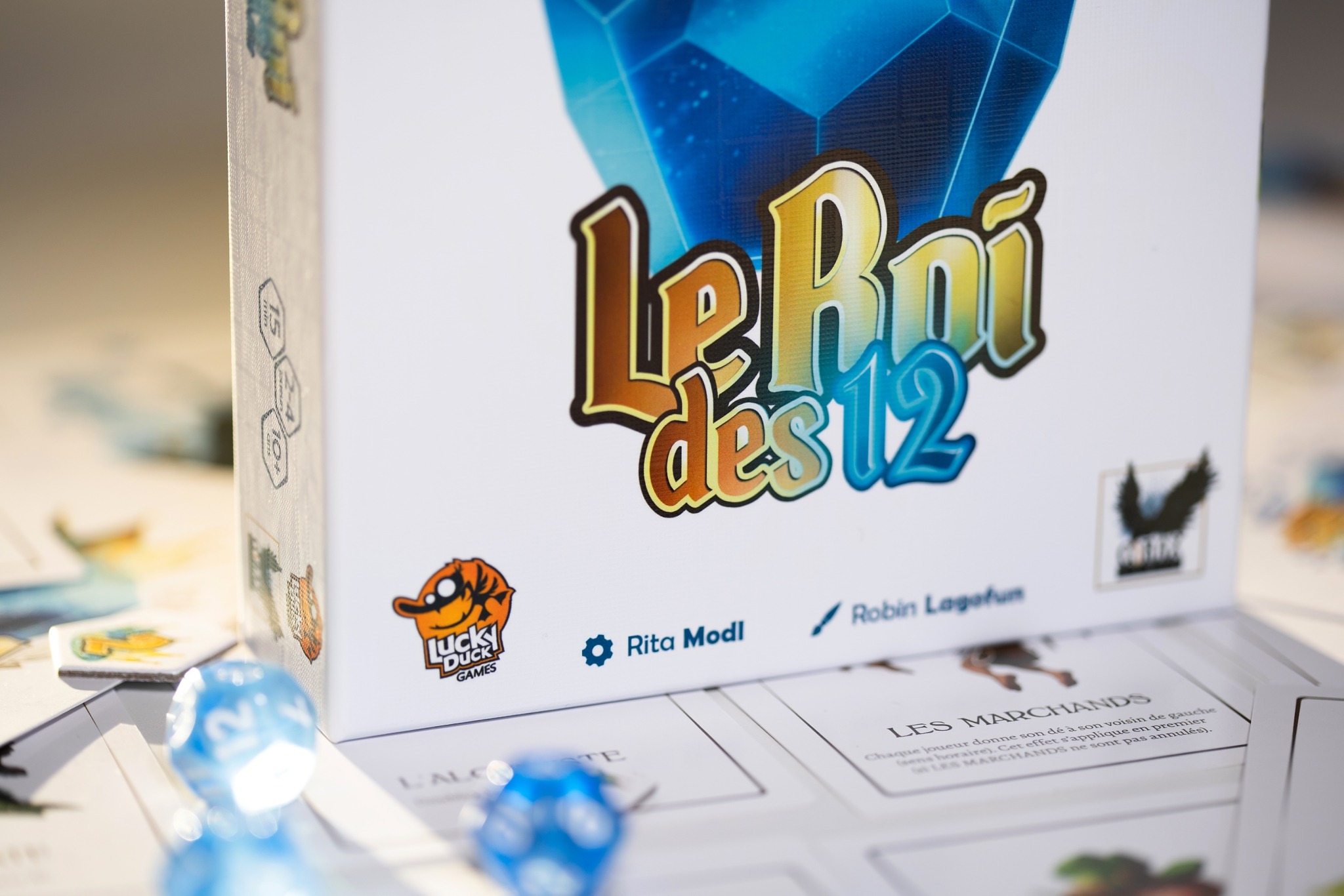 Le roi des 12 lucky duck games jeu de société king of 12