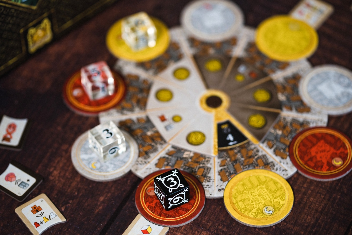 Troyes dice pearl games jeu de société boardgame