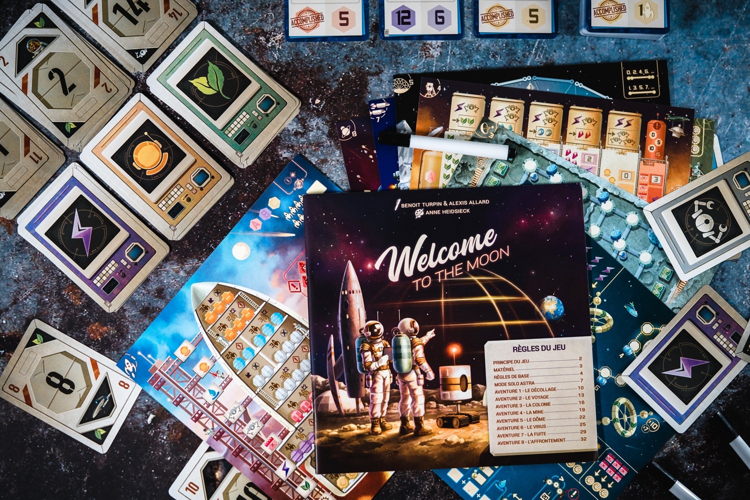 Welcome to the moon Blue cocker jeu de société boardgame 