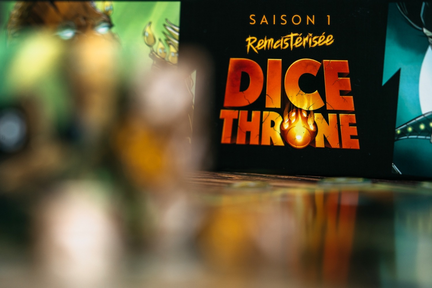 Dice throne saison 1 lucky duck games boardgame photo jeu de société treant ninja