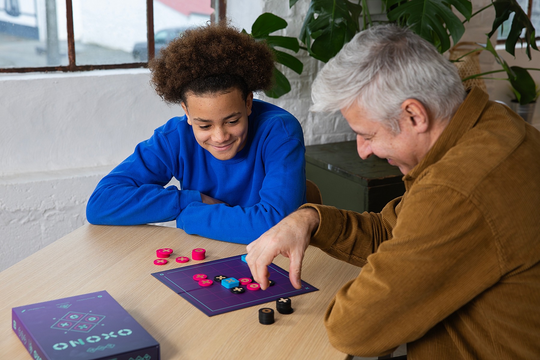 Oxono cosmoludo jeu de société boardgame