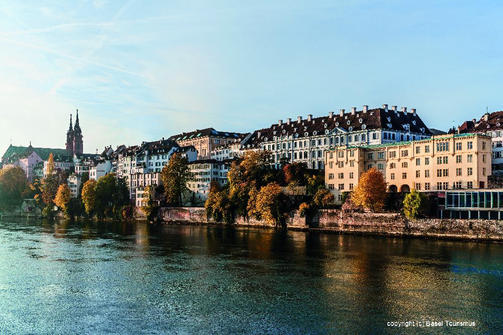 Klicks des Monats_Februar 2017_Panorama-staedtetrip-Basel-mit-Münster-©-Basel-Tourismus-claude-monet-fondation-beyeler_Fotor