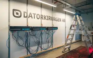 Få stabil Wi-Fi-täckning i varje hörn av ditt hem med ASUS mesh-routrar och kabelansluten backhaul.
