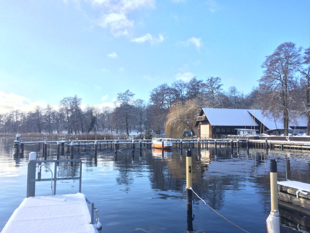 DBYC Bootshaus vom T-Steg - Jan / 2021