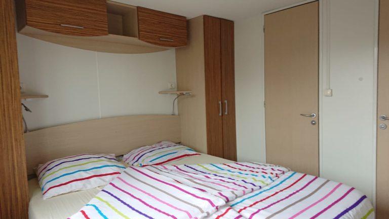 slaapkamer chalet camping de blekkenhorst