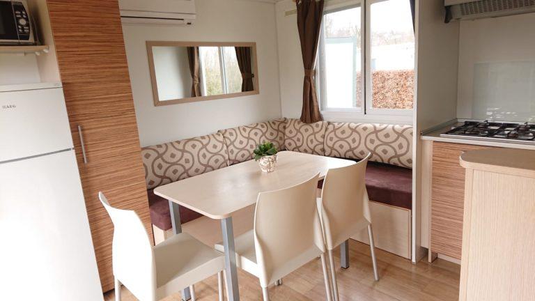 woonkamer chalet camping de blekkenhorst