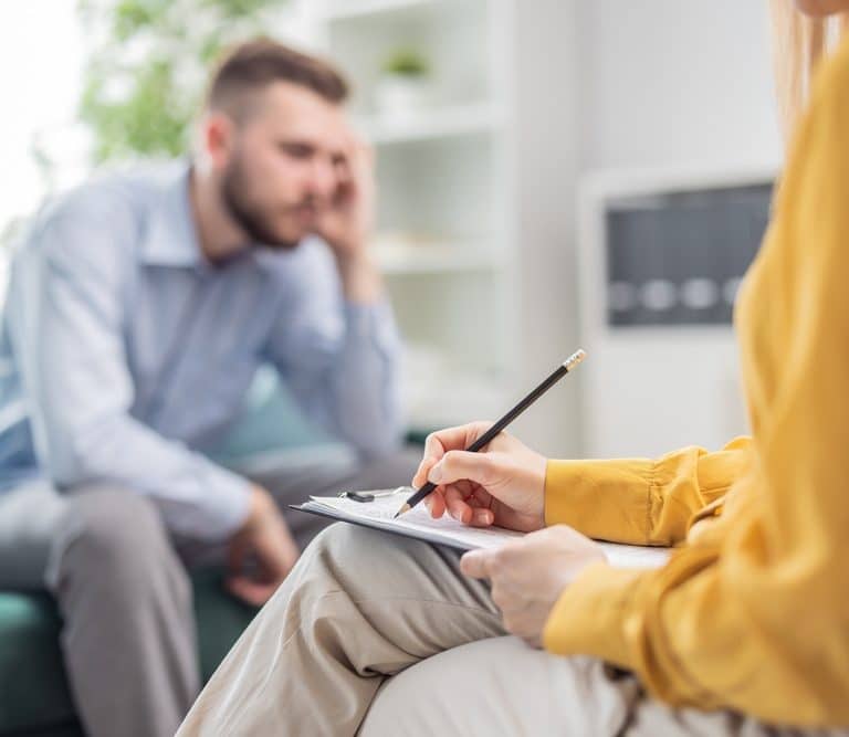 Wat kun je doen terwijl je op een wachtlijst staat voor een psycholoog