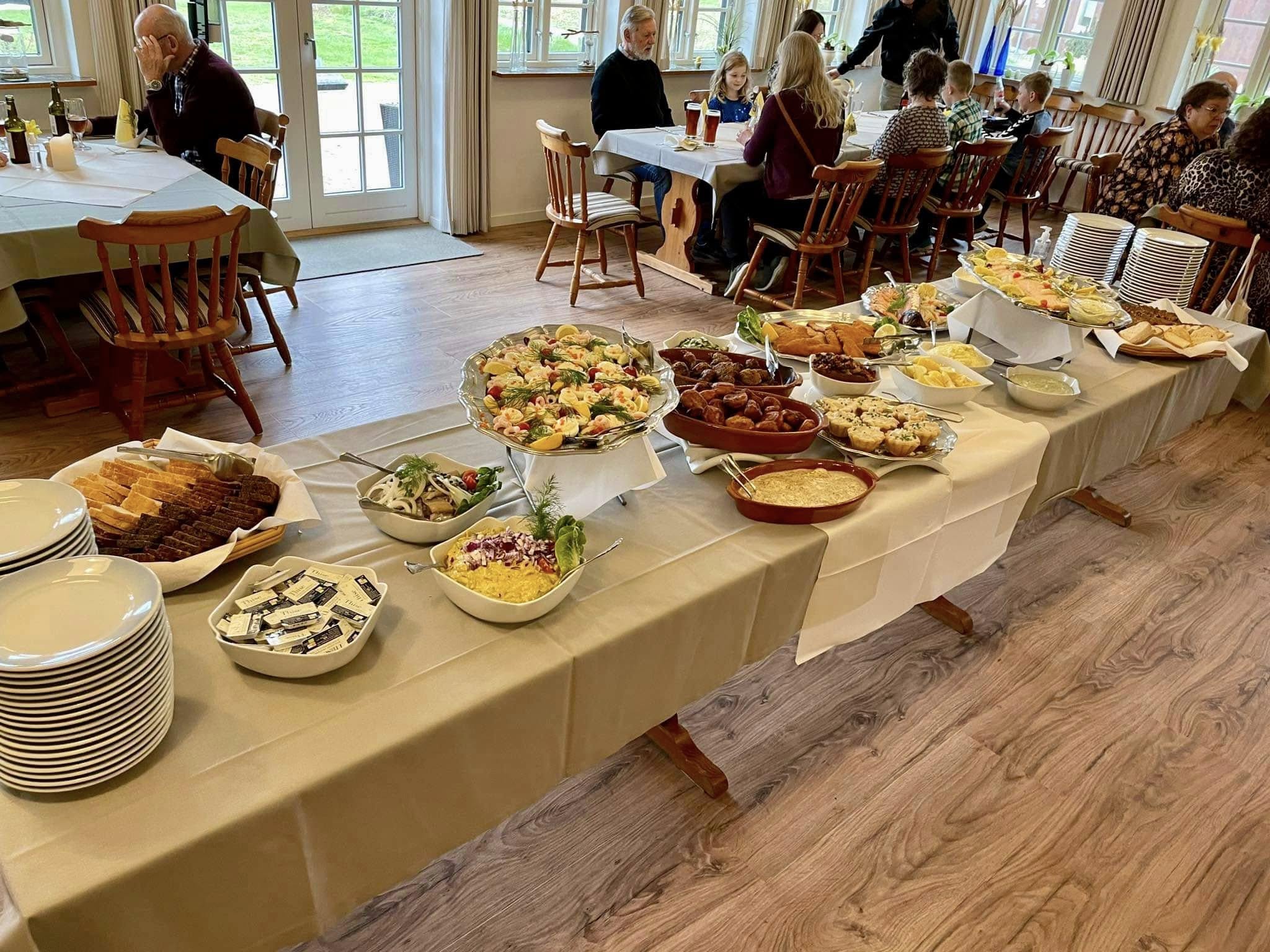 Buffet på Den gamle Digegaard