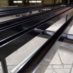 poedercoating aluminium glasprofielen | RAL 9005 zwart zijdeglans