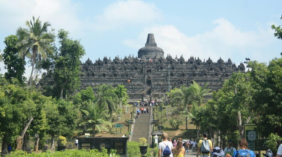 Visit Borobudur Temple