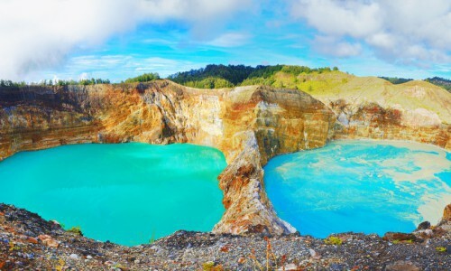 kelimutu lakes